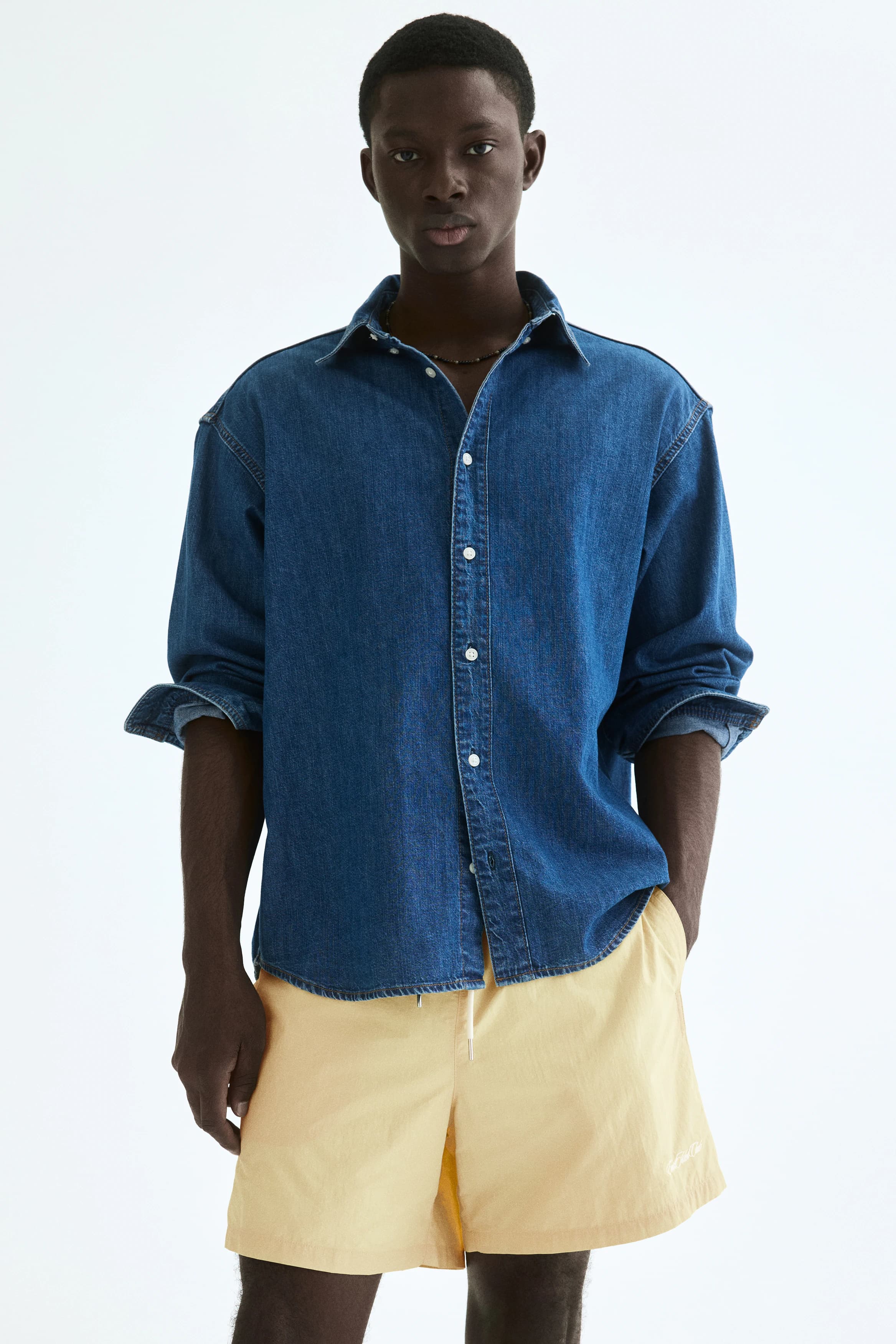 Short - Relaxed Fit