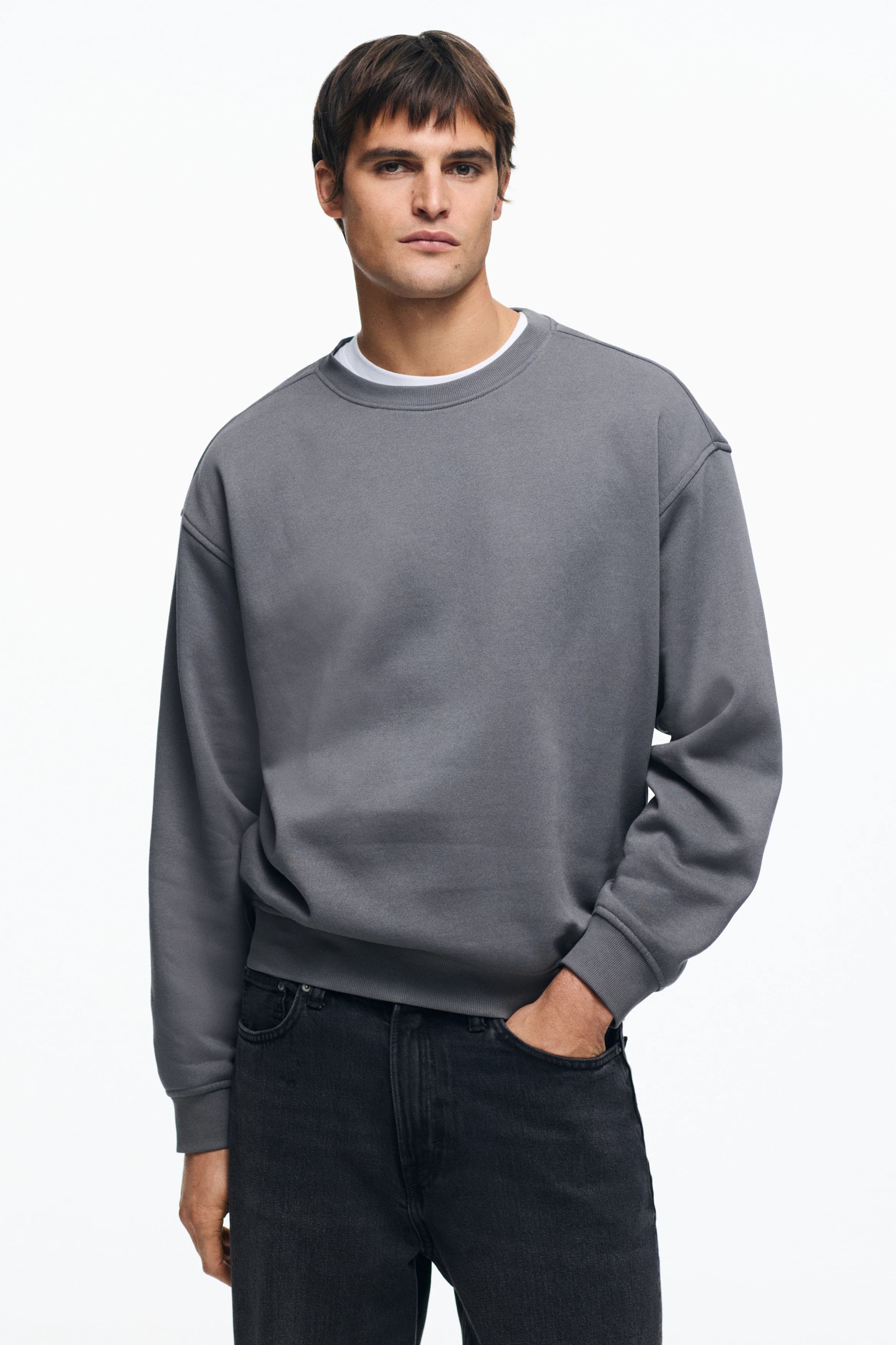 Sweater - Loose Fit