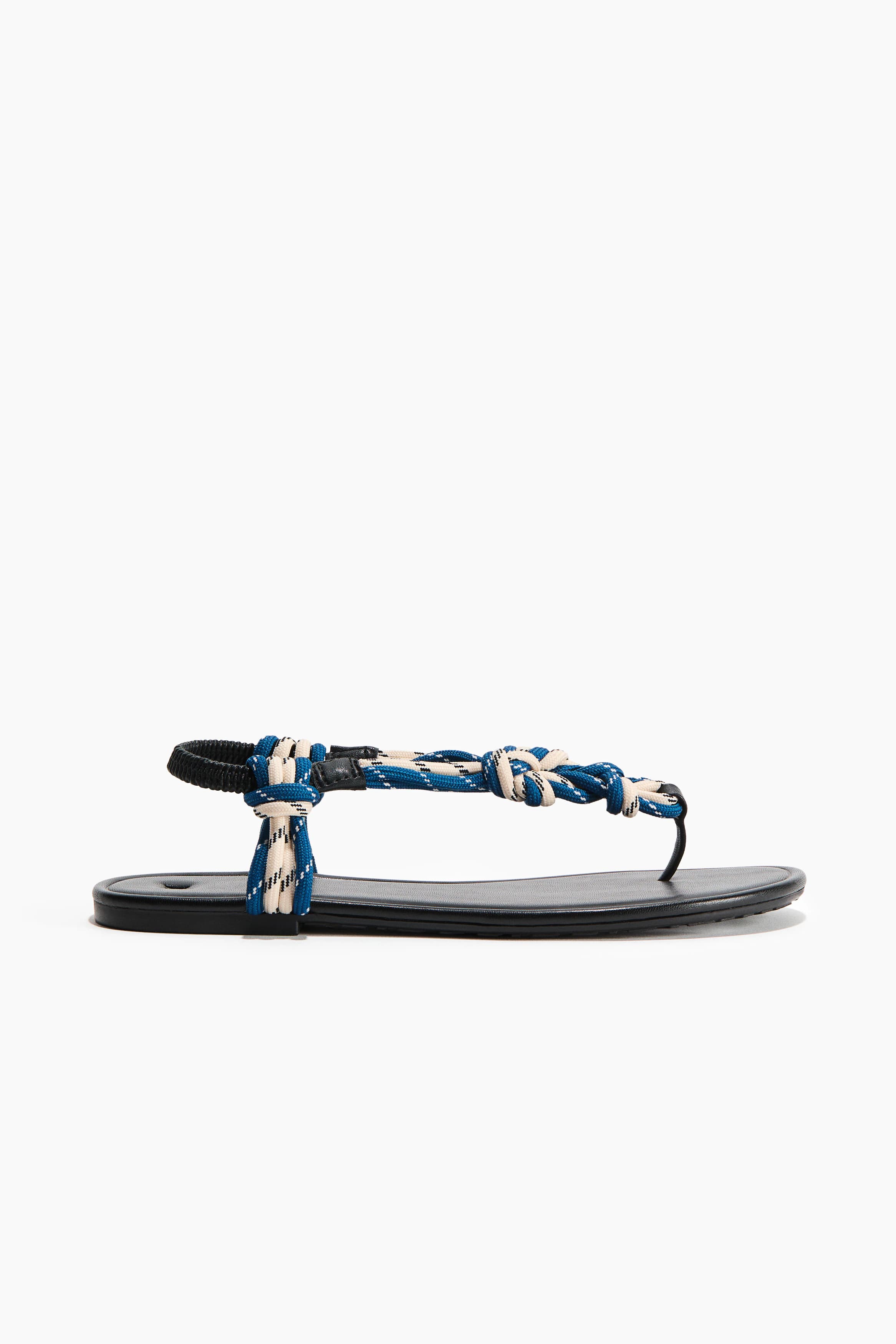 Sandalen met geknoopte bandjes
