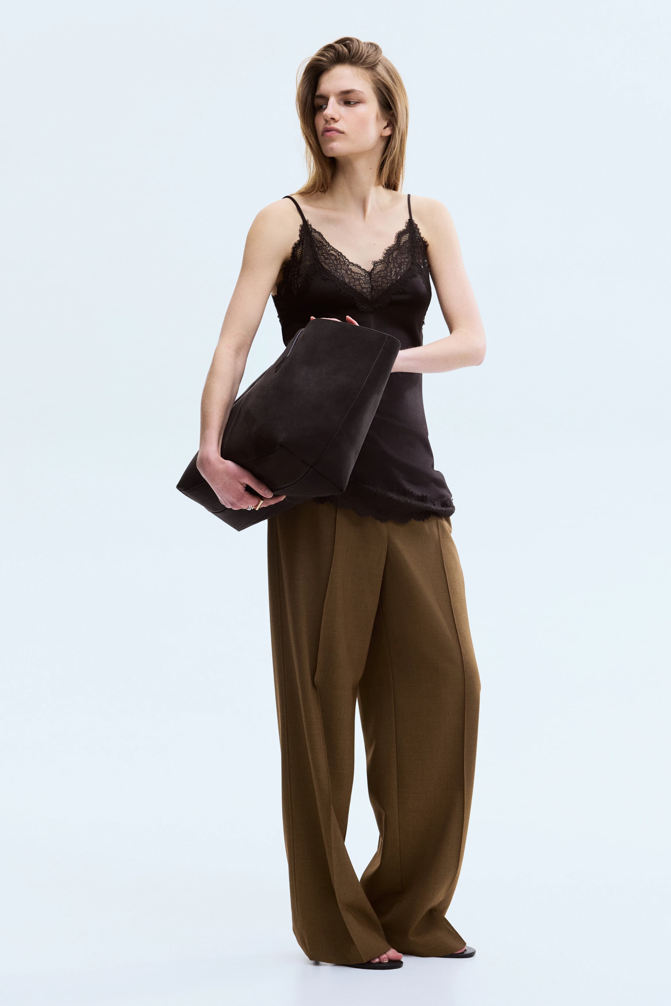 Broek met persvouwen