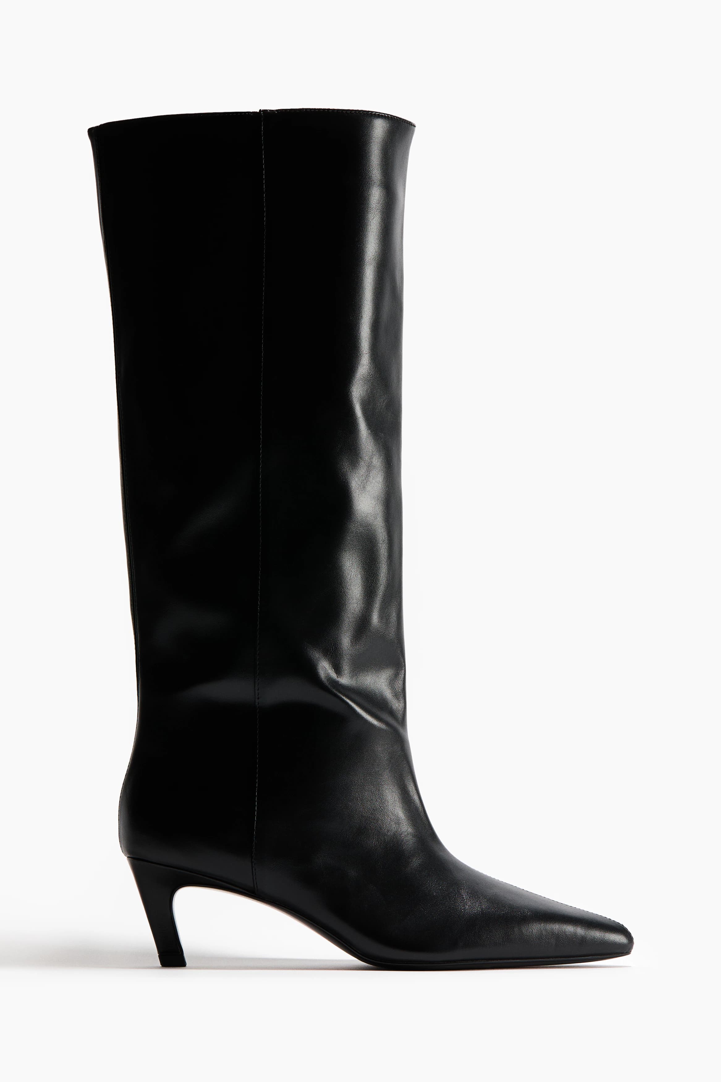 Boots met spitse neus