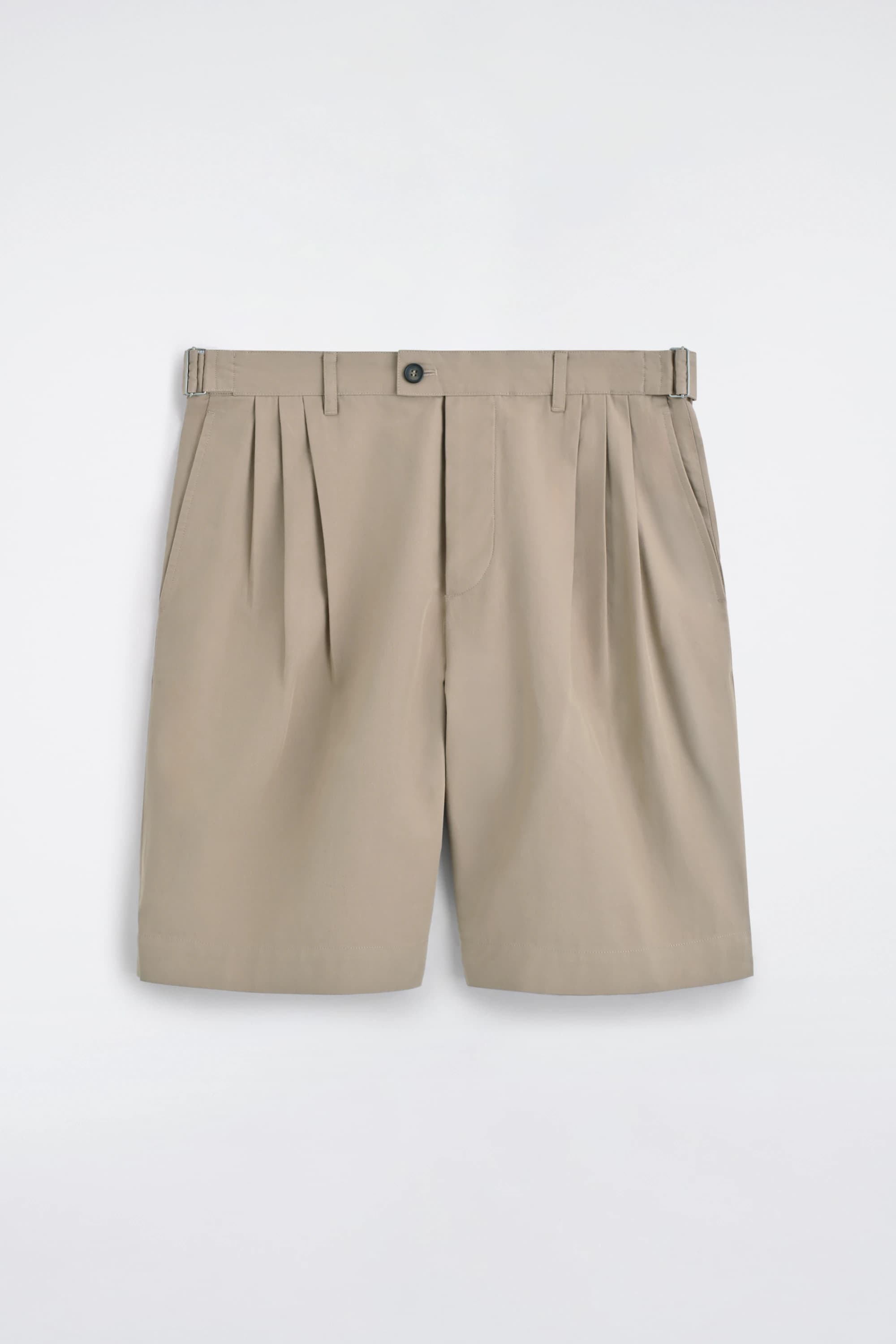 Getailleerde katoenen chino-shorts met riemdetail